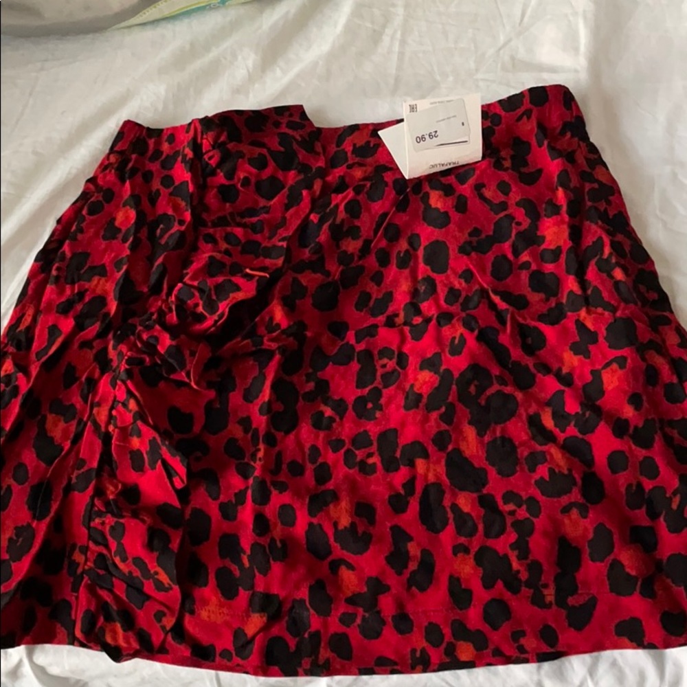 Cute animal print Zara skirt..brand new